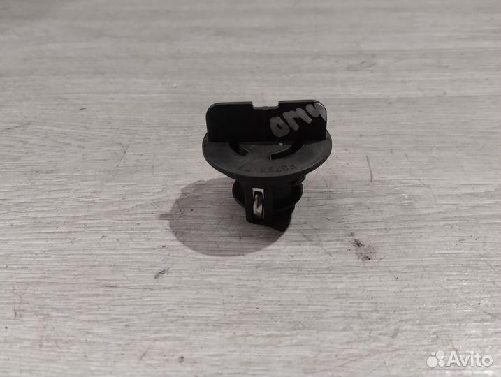 Патрон поворотника фары рено лагуна 2