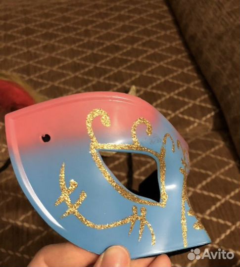 Маска театральная карнавальная