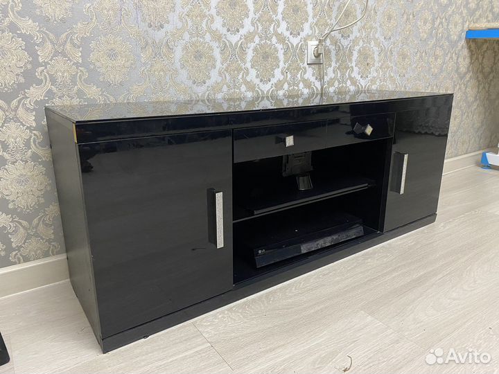 Продается: подставка для телевизора