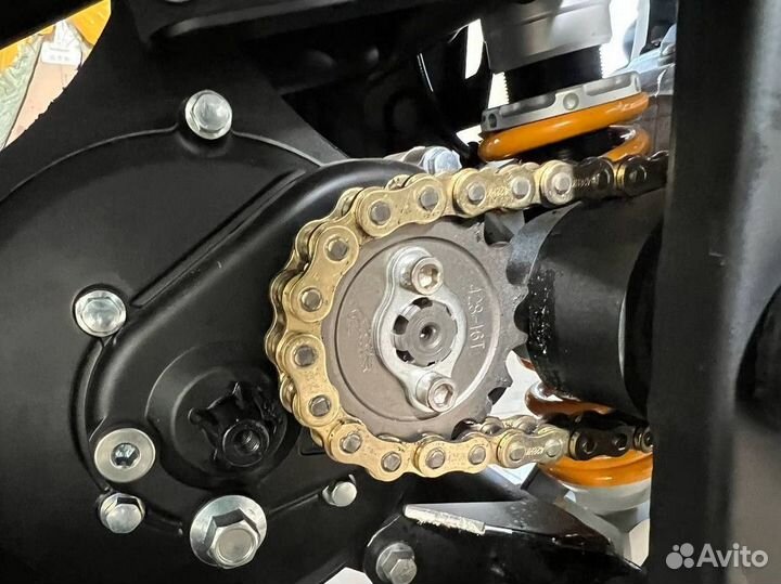 Электромотоцикл Yamaha R3