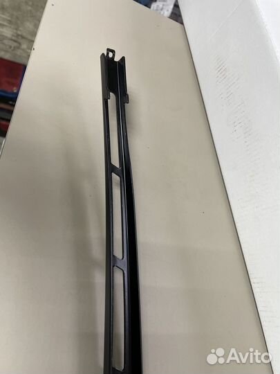 Поводок дворника правый Ауди Ку7 Q7