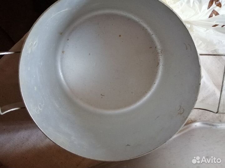 Кастрюля алюминиевая