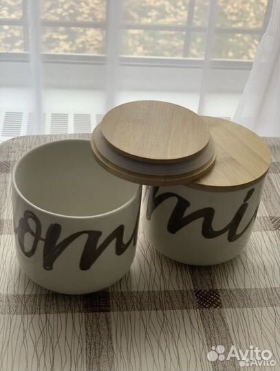 Банка с крышкой для хранения 550мл