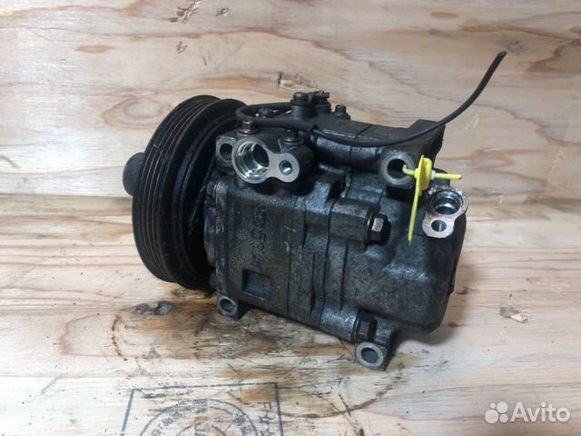 Компрессор кондиционера Mazda Demio DW3W B3ME 1997