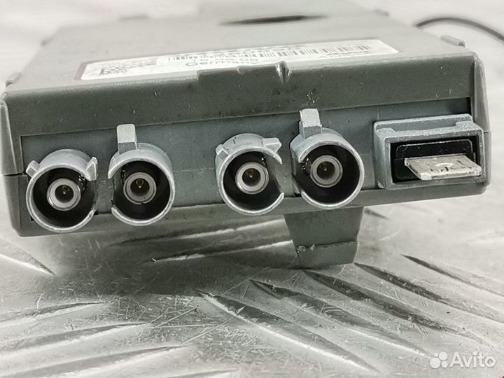 Усилитель антенны Volvo XC60 2010