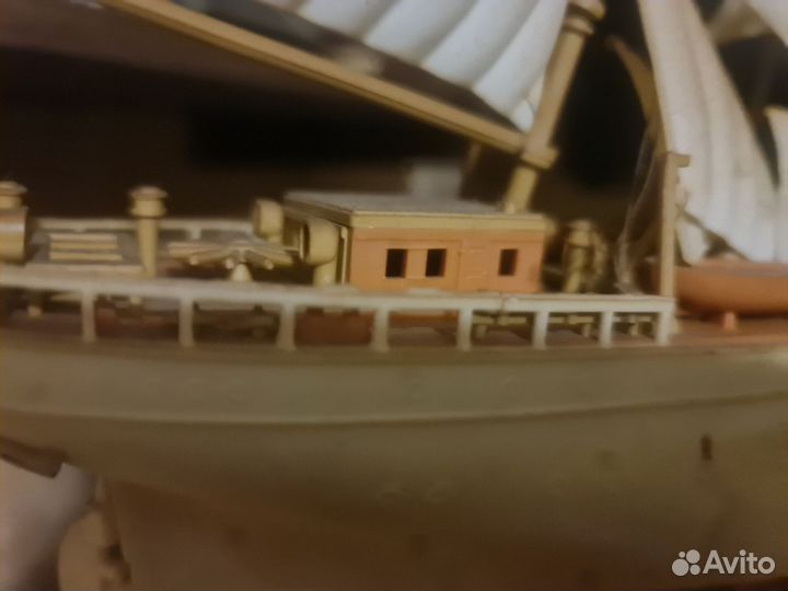 Модель корабля, старый