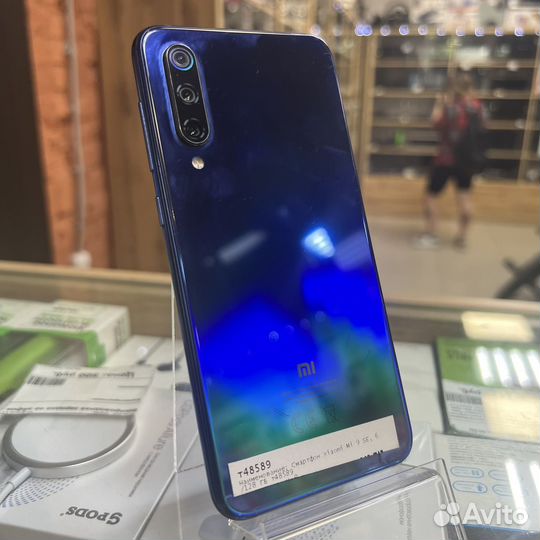 Xiaomi Mi 9 SE, 6/128 ГБ