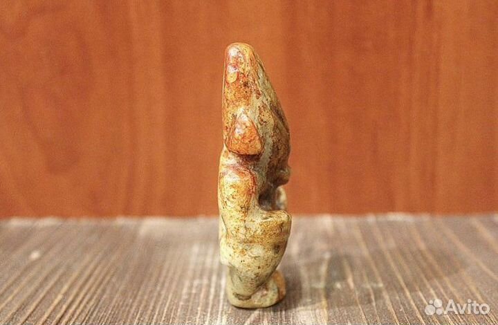 Амулет Бог Солнца нефрит Хуншань