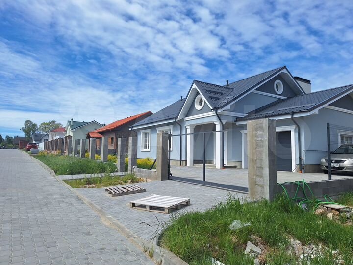 Дом 121,9 м² на участке 10 сот.