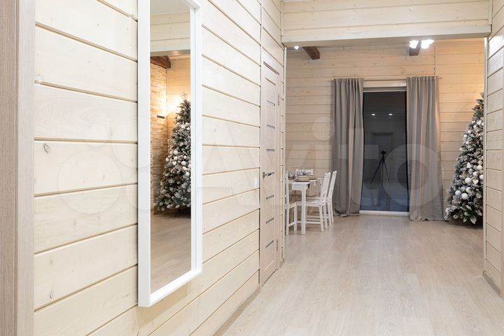 Дом 226 м² на участке 11 сот.