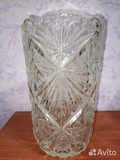 Ваза хрустальная