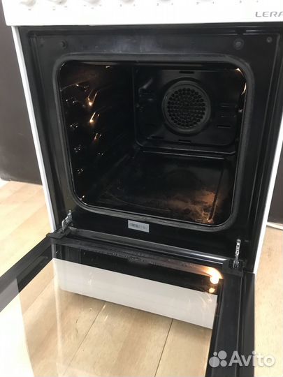 Стеклокерамическая плита Leran. Привезу