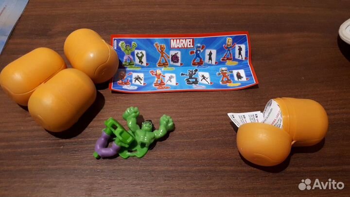 Киндер игрушки