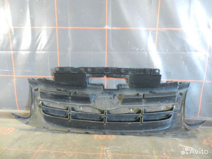 Решетка радиатора - LADA Granta (2011-18гг)