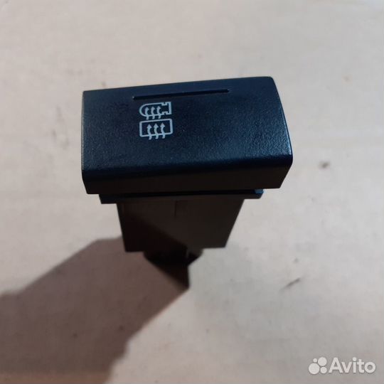 Выключатель обогрева стекла заднего и зеркал ssan