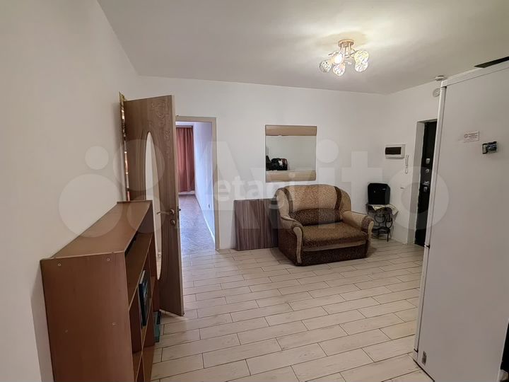 2-к. квартира, 72 м², 7/10 эт.