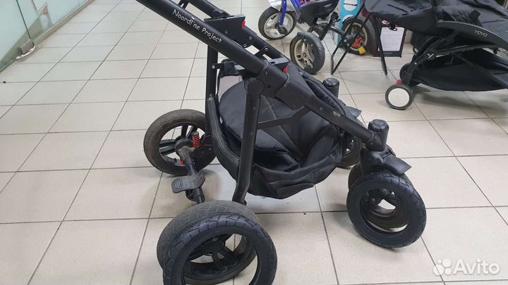 Покрышка для детской коляски 47-203