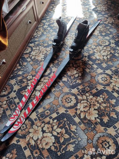 Лыжи с ботинками
