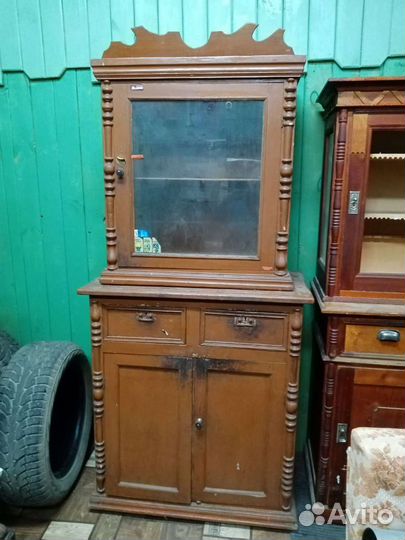 Буфет старинный деревянный