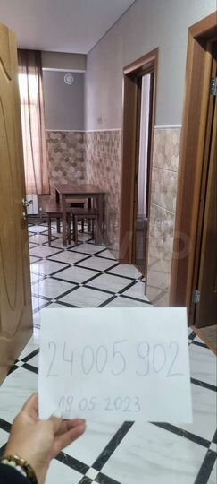 2-к. квартира, 60 м², 1/10 эт.