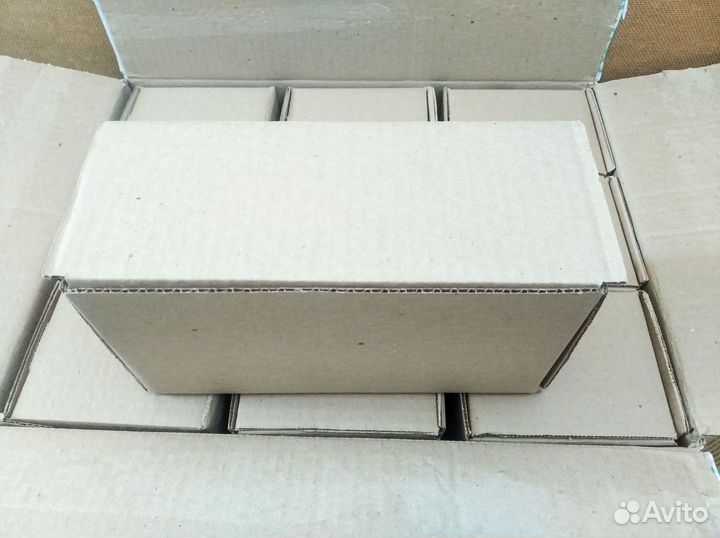 Коробки картонные