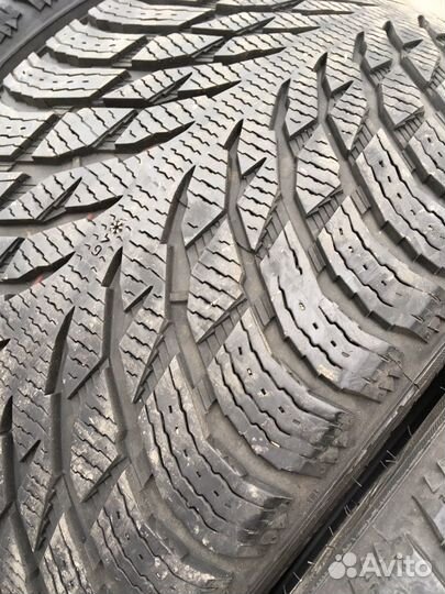 Nokian Tyres Hakkapeliitta R3 SUV 265/45 R20 и 295/40 R20