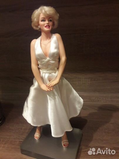 Кукла фарфор Мэрилин Монро Marilyn Monroe