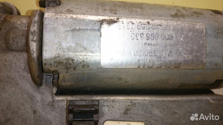 Моторчик люка VW Vento 1991-1997