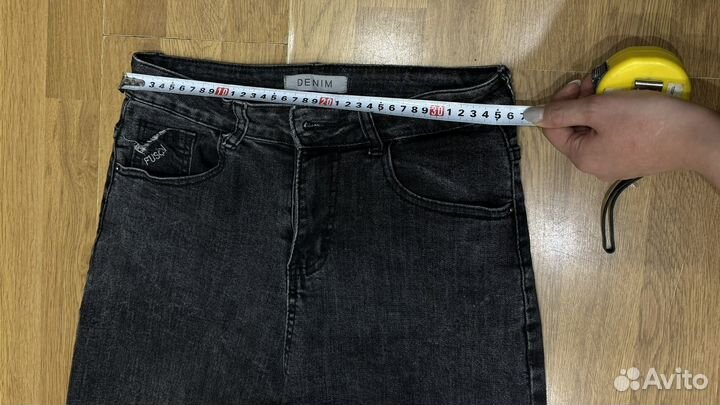 Джинсы