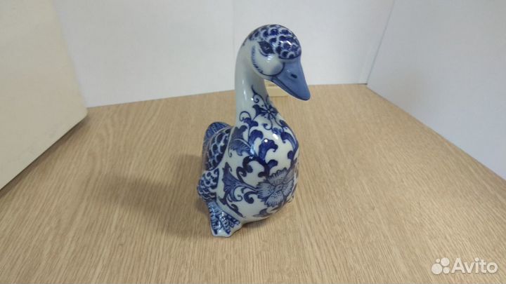 Фарфоровые статуэтки