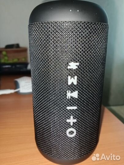 Портативная колонка soundmax Water Boom