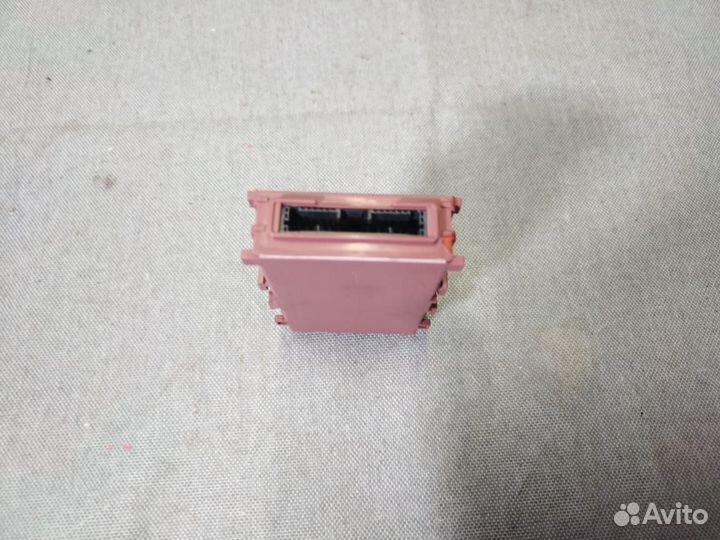 Блок электронный Rav 4 XA 50