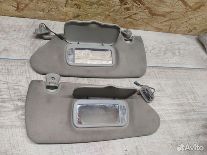 Солнцезащитный козырек Pacifica