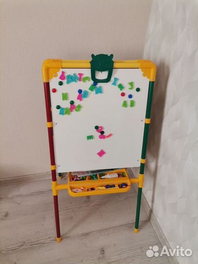 Мольберт детский двухсторонний