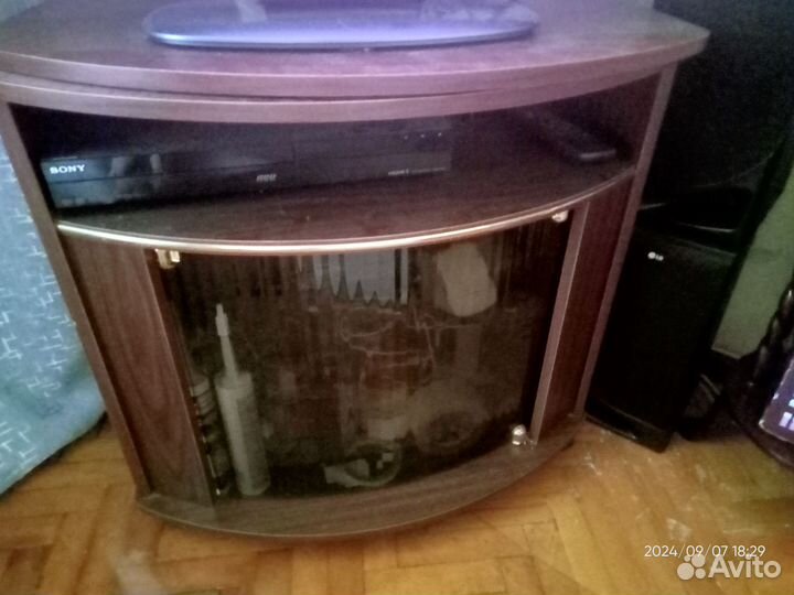 Тумба под телевизор бу