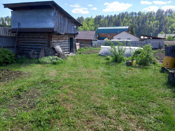 Дом 25 м² на участке 6 сот.