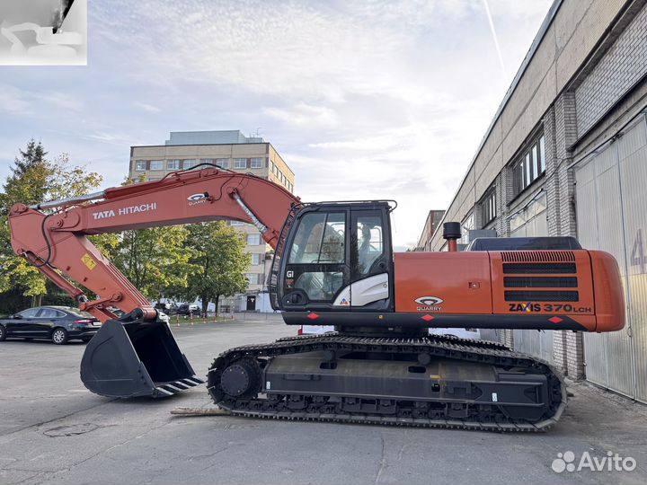 Гусеничный экскаватор Hitachi ZX370LCH-GI, 2024