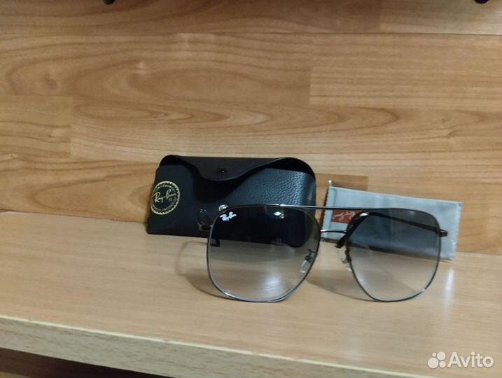 Очки Ray Ban