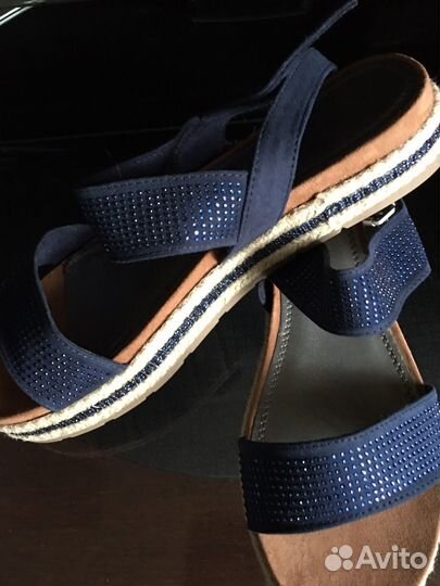 Босоножки жен новые marco tozzi раз 41