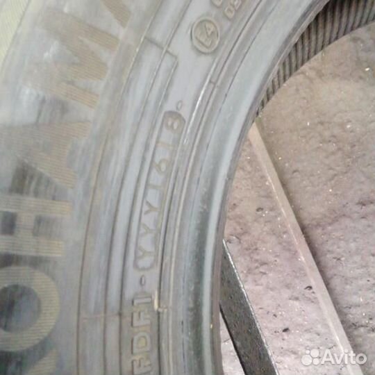 Yokohama Ice Guard IG60 215/60 R16