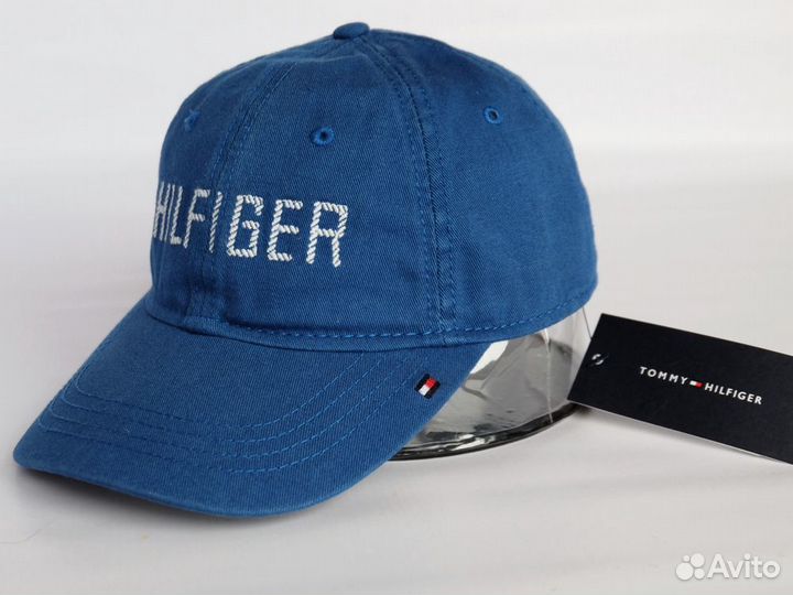 Классическая бейсболка 