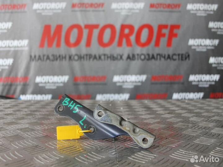 Шарнир капота Субару Легаси BH5 левый А072