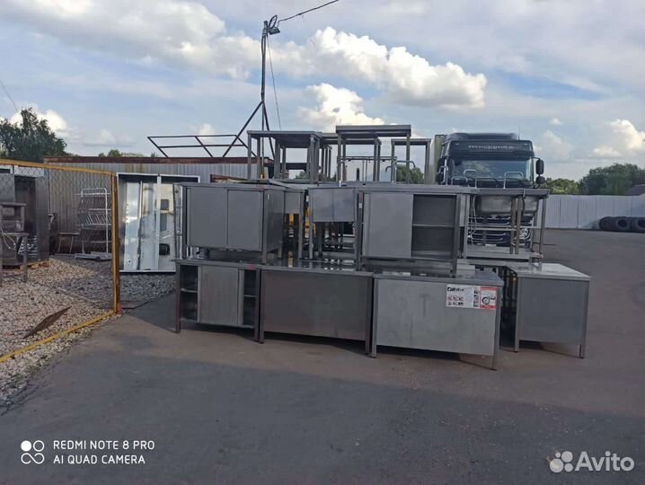 Столы,стелажи,вытяжки,шпильки,полки косынки из нер