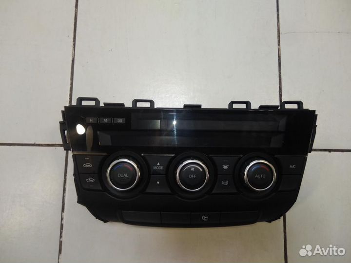 Блок управления климатической установкой Mazda CX