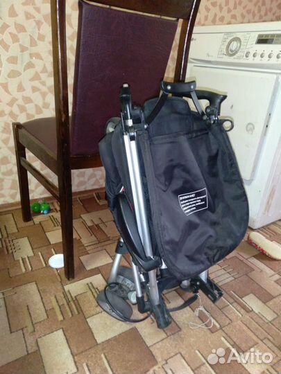 Прогулочная коляска-трость Geoby Mickey