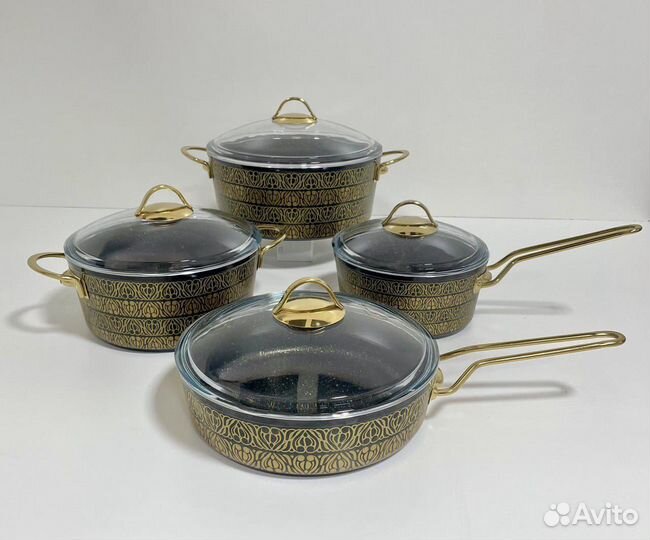 Набор кастрюль