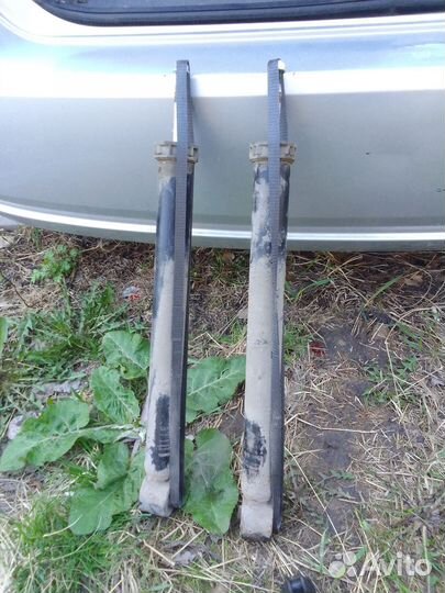 Амортизаторы задние volkswagen polo,шкода rapid