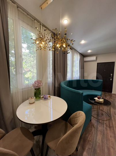 1-к. квартира, 52 м², 2/2 эт.