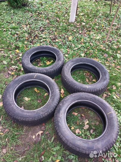 Pirelli Ice Zero 2 215/65 R17
