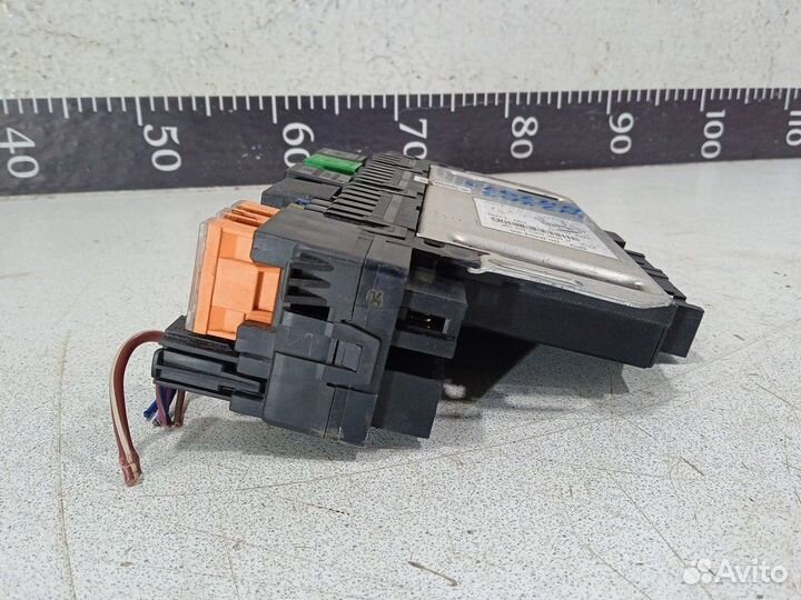 Блок предохранителей